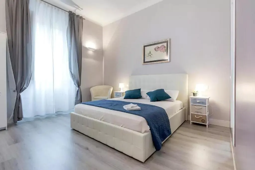 Sofi Suite Firenze Olaszország